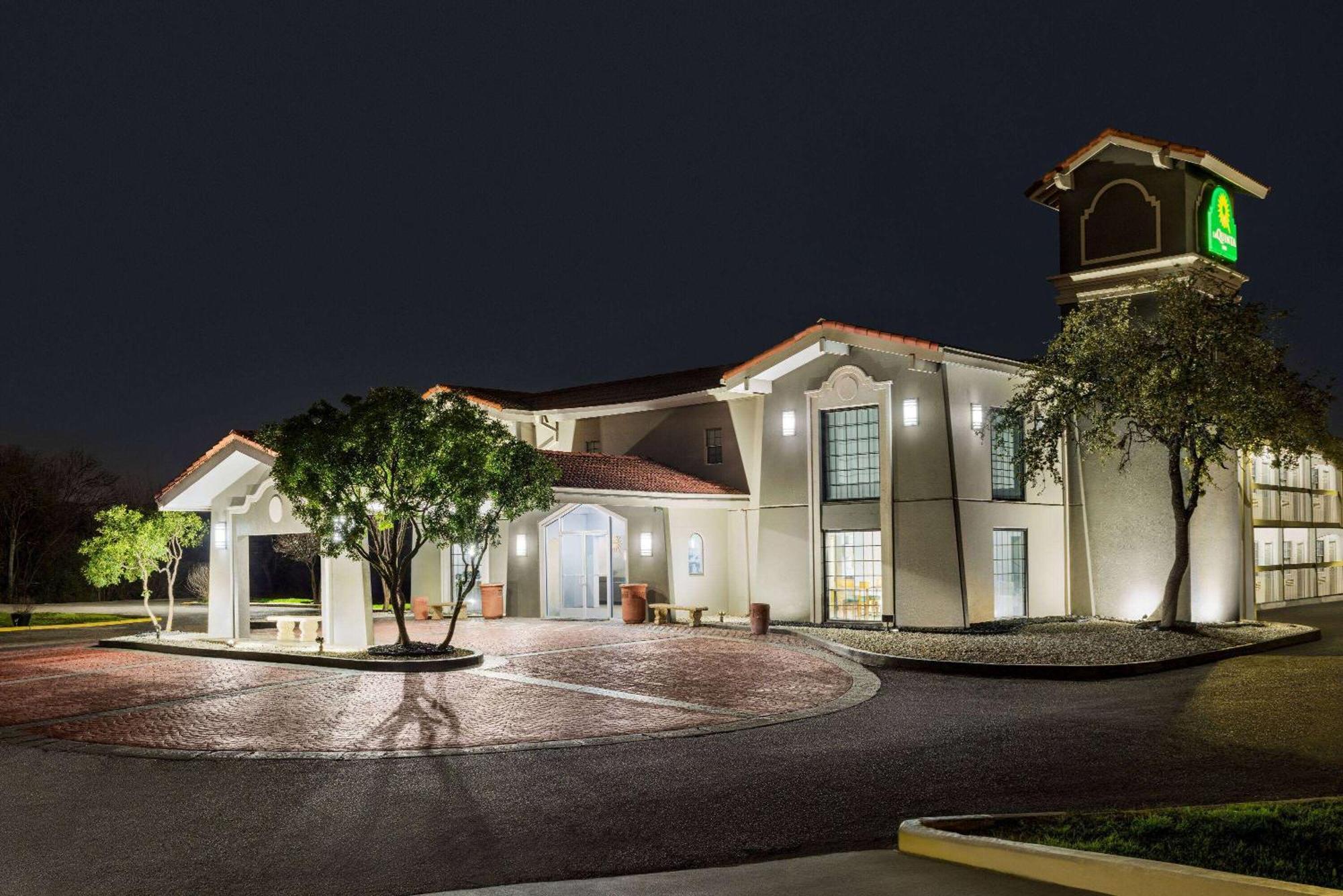 La Quinta Inn By Wyndham San Antonio Lackland Exterior foto