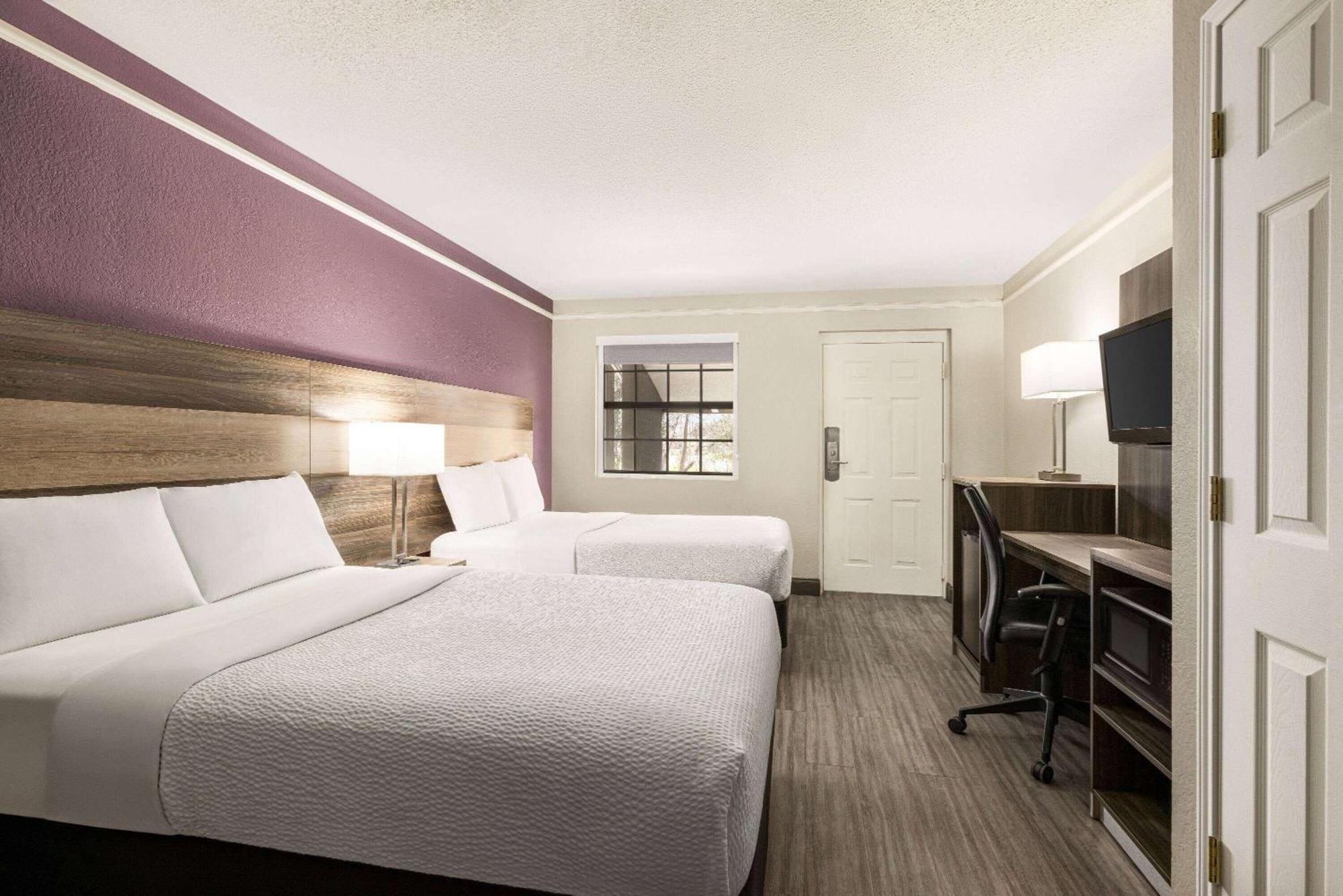 La Quinta Inn By Wyndham San Antonio Lackland Exterior foto